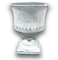 Pokal Gitter Ø18cm H24cm Weiß