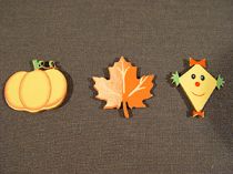 Holzartikel zum Kleben herbstlich 3,5cm 12St