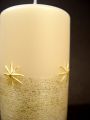 Stumpenkerze 100/60 Emira creme / gold mit 5 angewachsten Sternen 