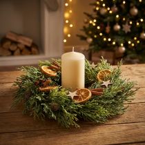 Artikel Kleiner Künstlicher Tannenkranz Grün mit Zapfen Ø24cm Weihnachten