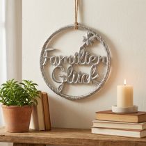 Artikel Metall Wanddeko Familienglück Dekoring mit Schriftzug und Kordel