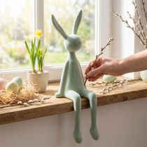 Artikel Osterhase Kantenhocker Hase sitzend beflockt Graugrün 56cm