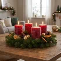 Artikel Durchgefärbte Dunkelrote Stumpenkerzen 70x80mm 4er Set - Advent Kerzen Deko