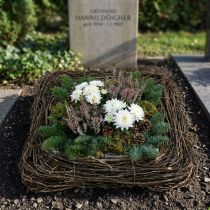Artikel Deko Pflanzkissen Zweige Natur 40x40 cm - Ideal für Trauerfloristik und Grabgestecke, Natürliches Rattandesign