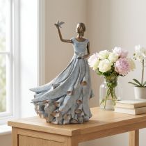 Artikel Figur Frau Vogel Kunstvoll gestaltete Deko Skulptur für zeitloses Design 41cm