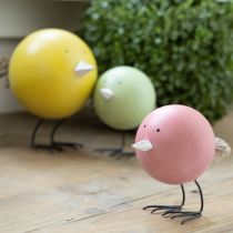 Artikel Dekorative Küken Figuren als fröhlicher Blickfang für Frühlings und Osterzeit 12cm 3St