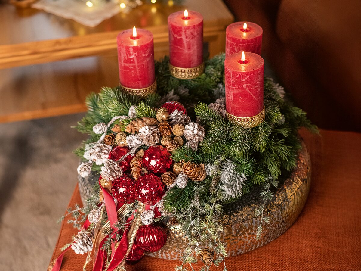 Adventskranz selber binden: Anleitung & Material