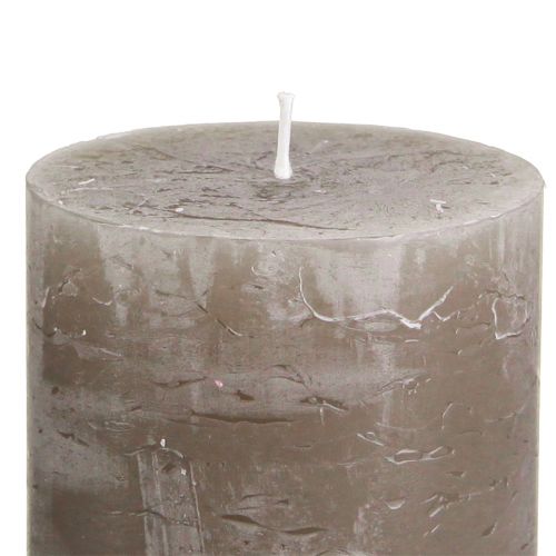 Artikel Rustikale durchgefärbte braune Stumpenkerzen 70x80mm 4er-Set, hochwertige Dekokerzen für gemütliche Atmosphäre