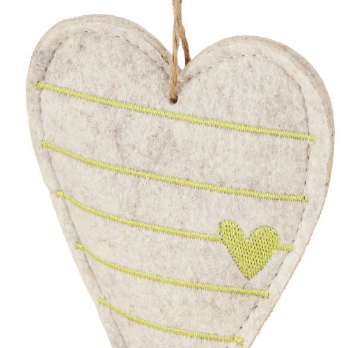 Artikel Filz-Herzanhänger im Set – Romantische Deko-Herzen mit Stickerei 12cm 6 St