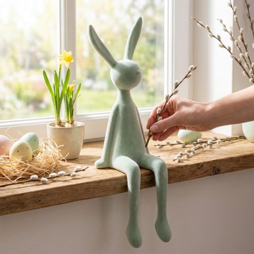 Osterhase Kantenhocker Hase sitzend beflockt Graugrün 56cm | Floristik24.de