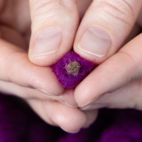 Artikel Flausch Mirabell Wollkordel Lila 25m Dekoband Floristik Basteln