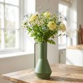 Deko Vase Metall Grün mit Henkel, Dekokanne Vintage 14cm H28,5cm | Floristik24.de