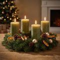 Durchgefärbte Olivgrüne Stumpenkerzen 60×80mm 4er Pack für Deko & Advent | Floristik24.de