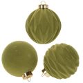 Floristik24 Christbaumkugel Samtoptik Grün Struktur-Mix 8cm 12 Stück Weihnachtskugel beflockt Moosgrün Kugeln aus Kunststoff Moosgrün beflockt Baumwollkordeln für jede Kugel beiliegend